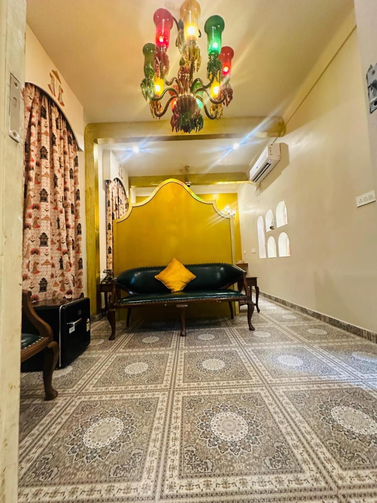 Stay Banaras - A Boutique Hotel Varanasi Exterior photo